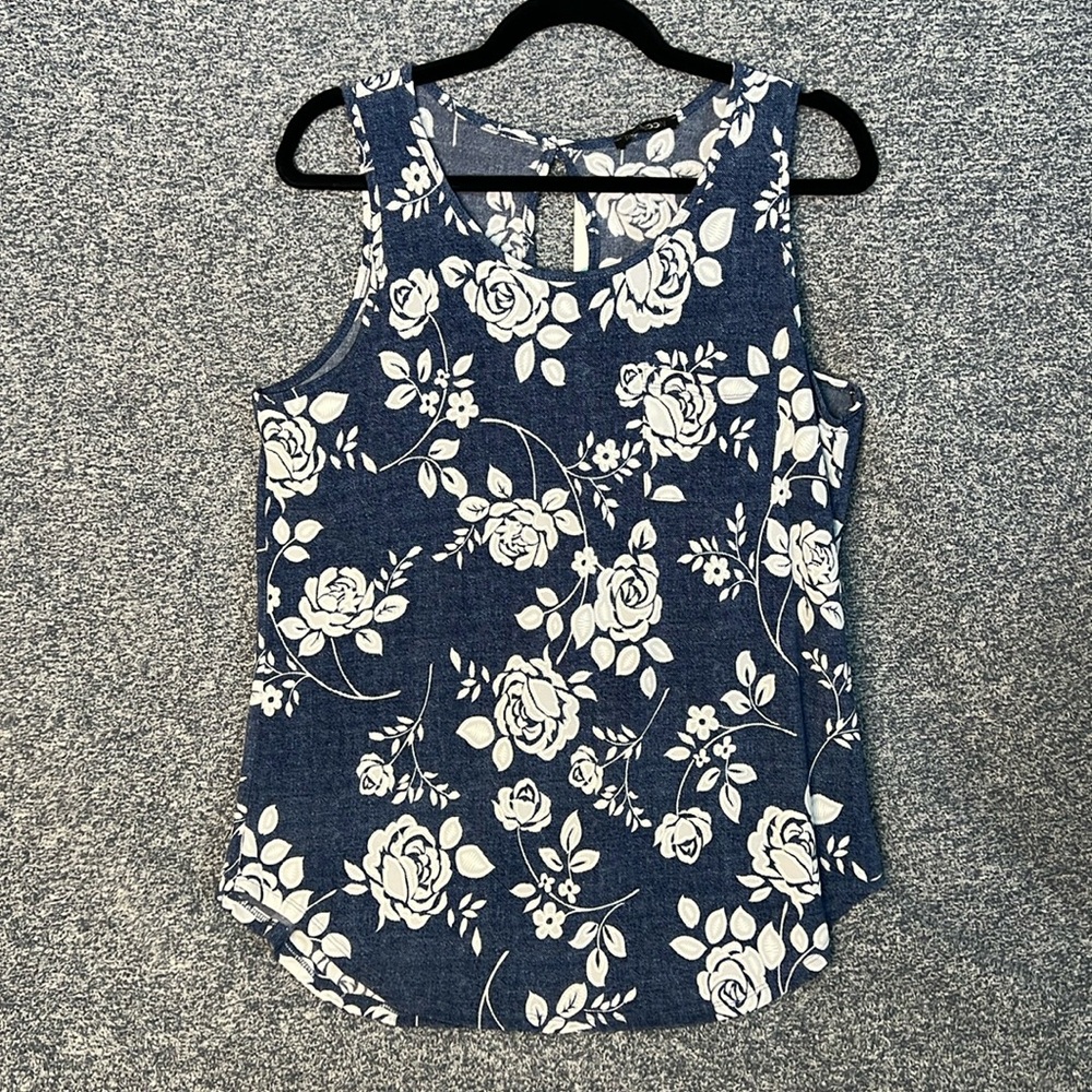 NWT Papermoon sleeveless blouse; size L